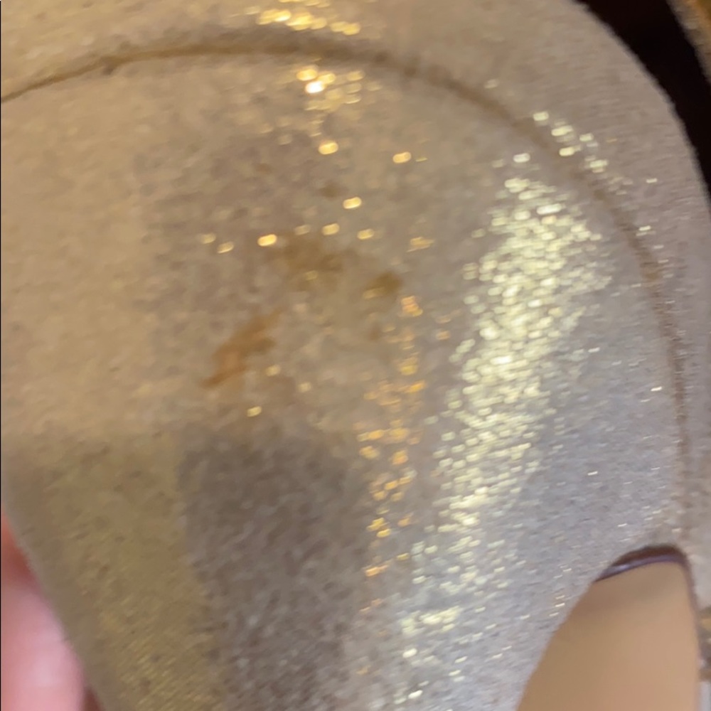 NWOT Stuart Weitzman Gold Sparkle Heels - Picture 8 of 11